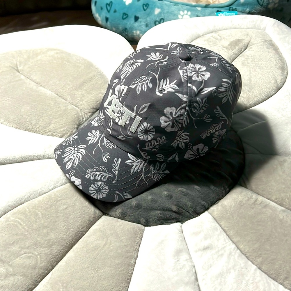 YETI CAP